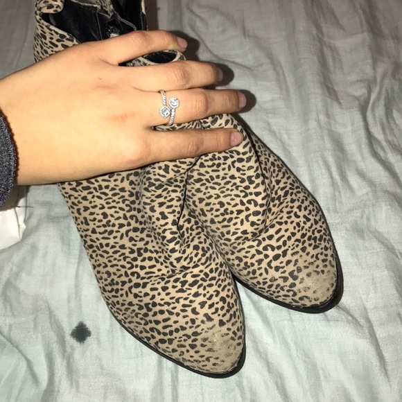 CHETTAHHH BOOTS - Picture 2 of 3